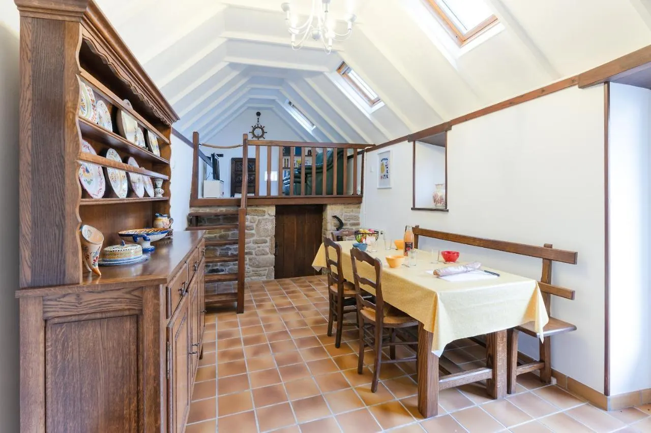 Holiday home Ty Melen - Charmante Maison Bretonne Proche Mer
